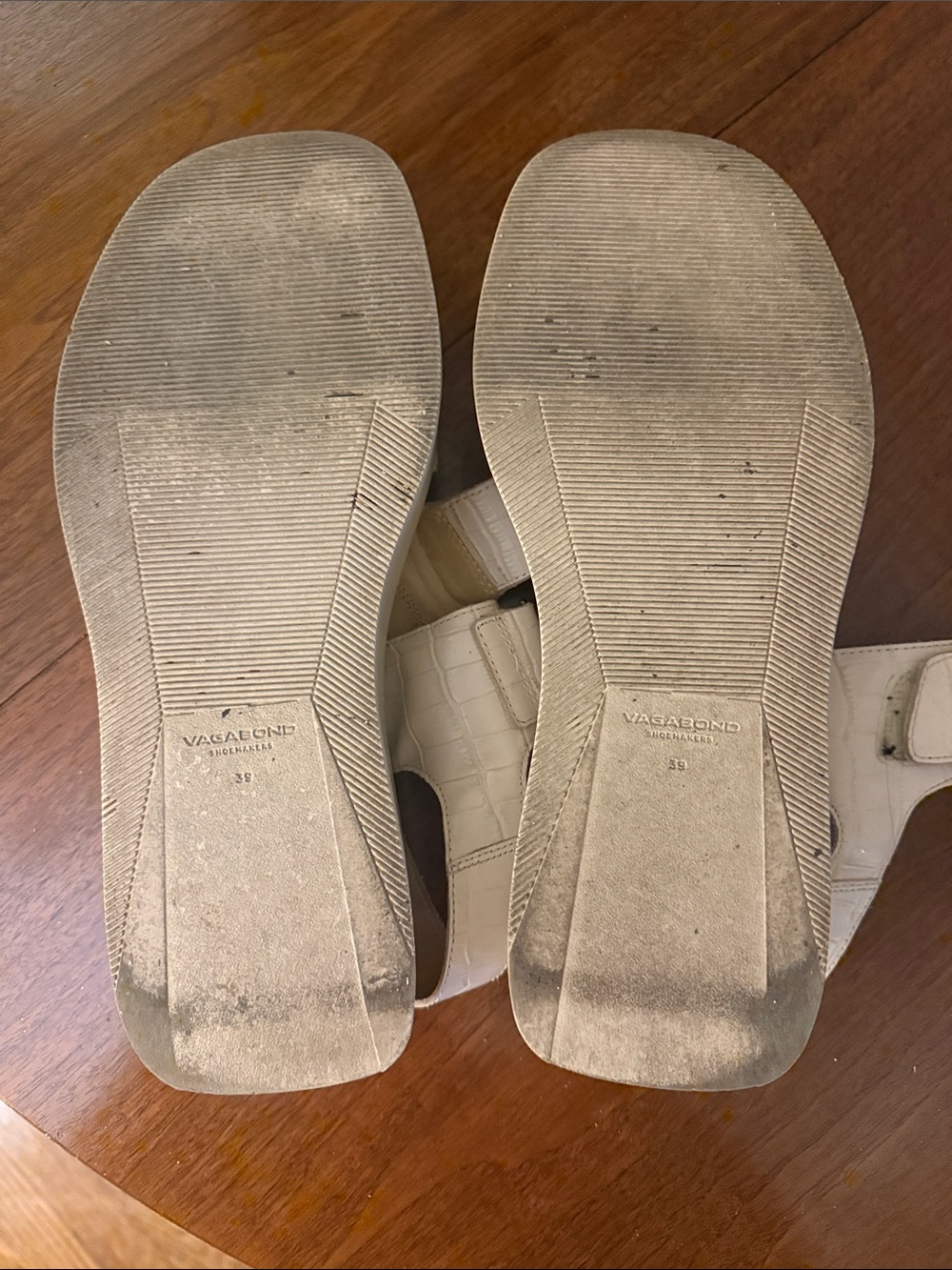 Vagabond Cream Platform Sandals - Picture 7 of 7